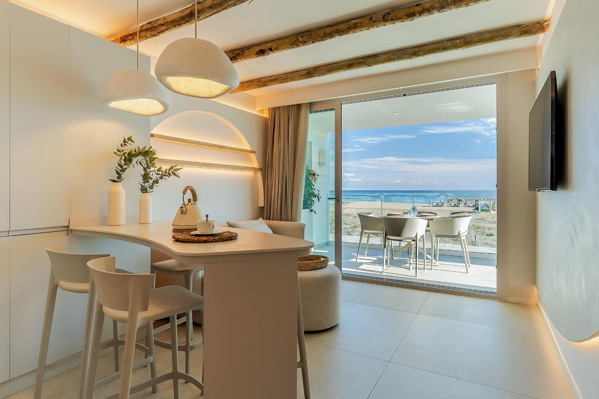 Apartamentos Azul กาสเตย์เดเฟลส์ ภายนอก รูปภาพ