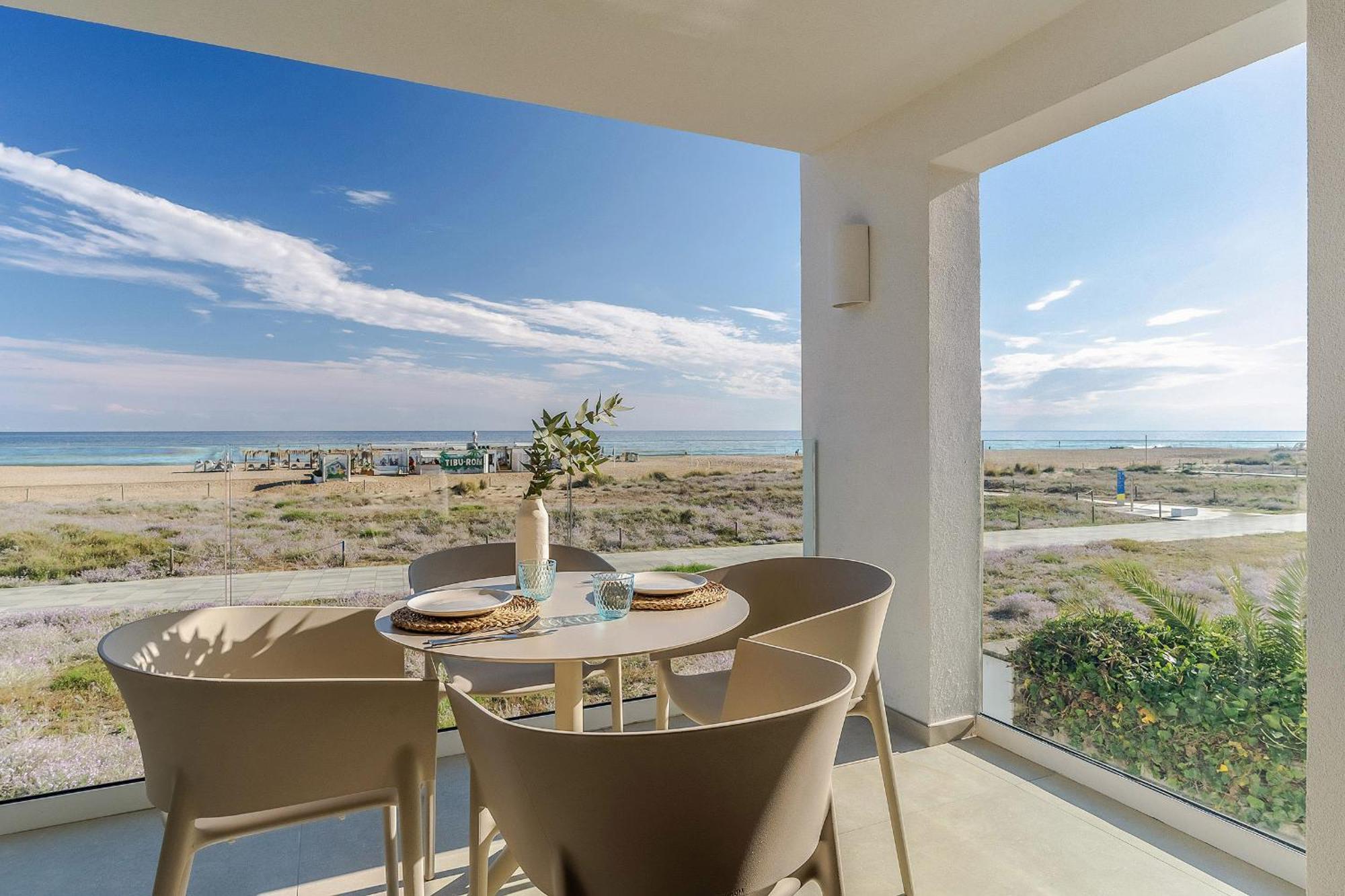 Apartamentos Azul กาสเตย์เดเฟลส์ ภายนอก รูปภาพ